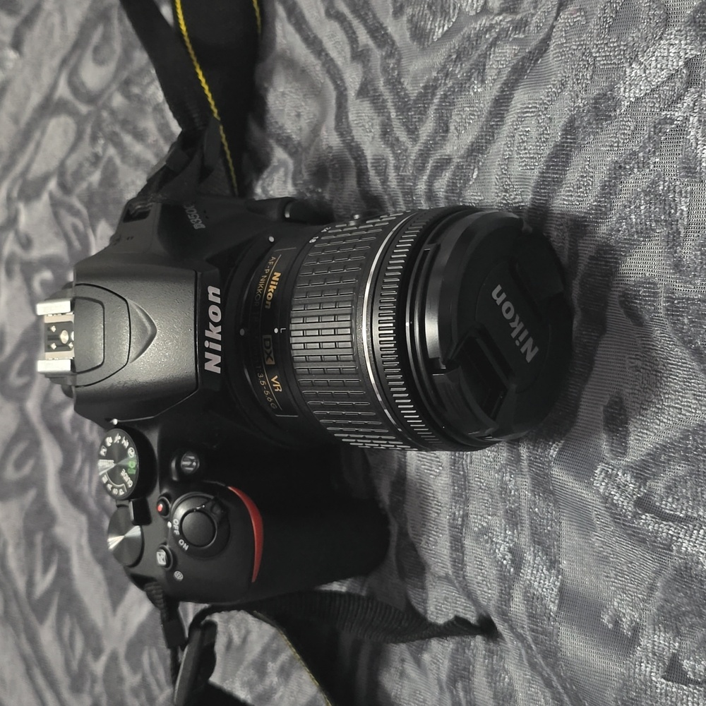 Nikon Digital Camera D3500